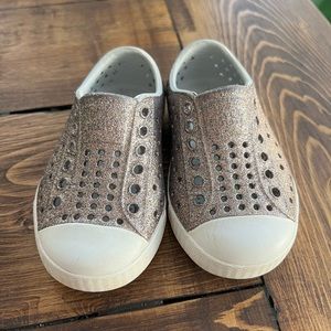 Size 5 toddler natives
